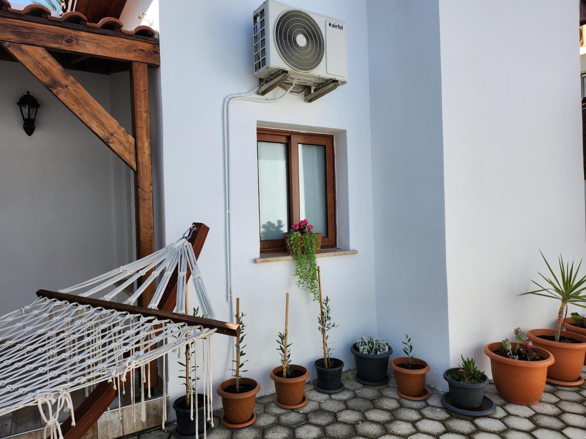 Mystic Guest House Famagusta Фамагуста Экстерьер фото